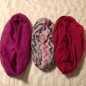 3 infinity scarves